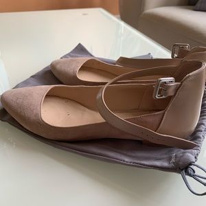 Max Mara Mary Jane ballet flats in blush. Leather and suede combo